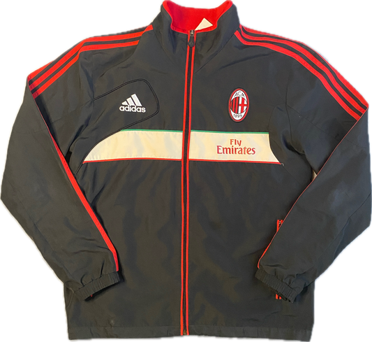 AC MILAN Trackjacket XL + FREE 30x40cm Unterschriften BOX